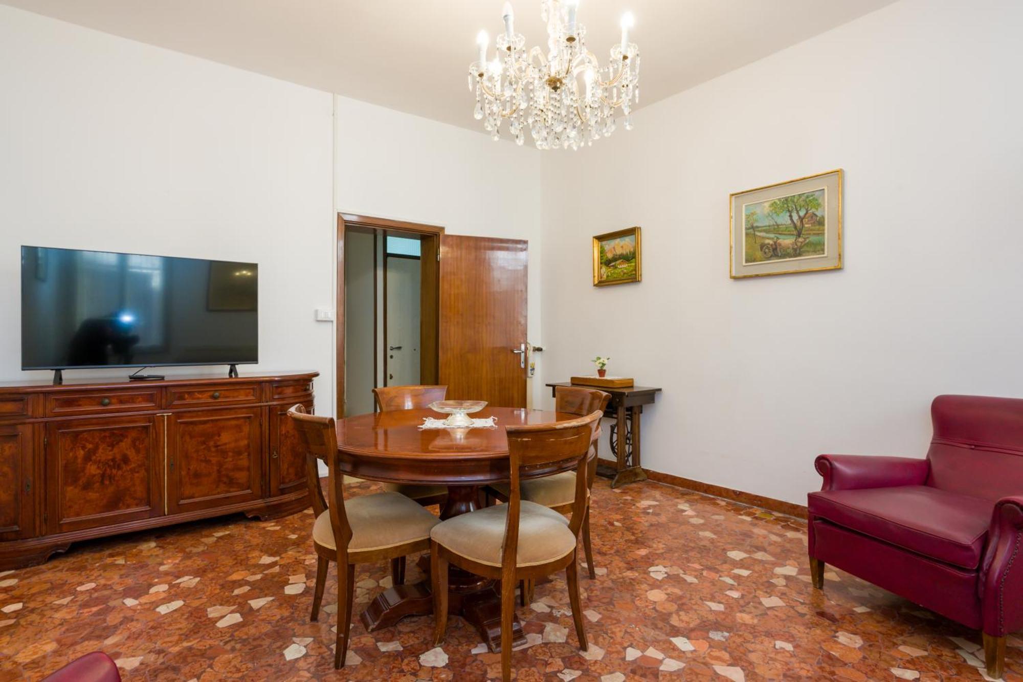Апартаменти Kyra'S House Венеція Екстер'єр фото